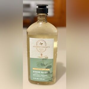 Bath & Body Works Aromatherapy Bath Soak - Eucalyptus & Spearmint